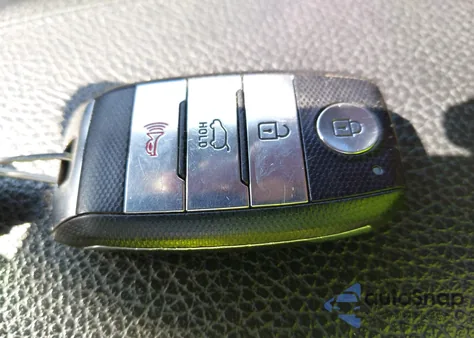 2015 Kia Sorento Sx V6 z USA, uszkodzony, nr VIN 5XYKW4A7XFG631920